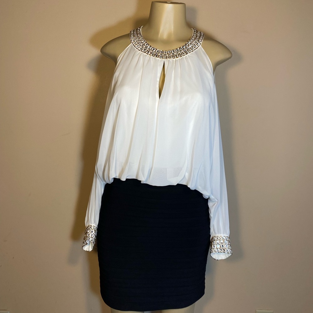 Cache White and Black Embellished Blouse